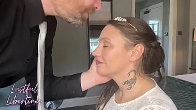 Wedding day creampie with bride′s milf before vows