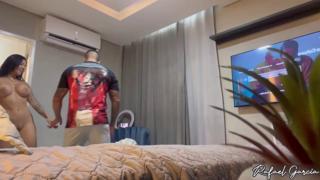 Fucked by the delivery guy who used her tight pussy✌ bareback