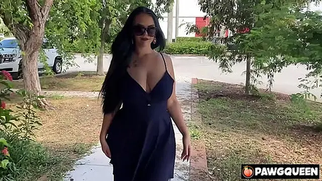 Ryan Smiles′ Car Ride Blowjob Guide