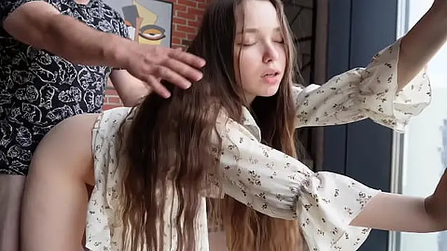 girlfriend enjoys-floor sex