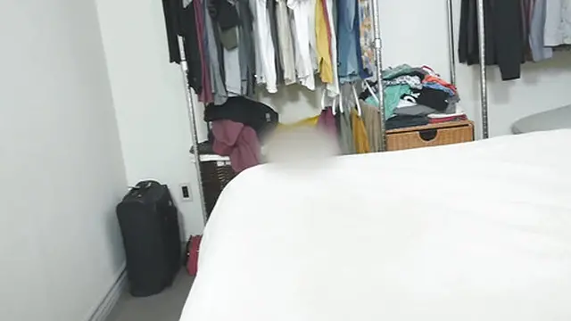 boyfriend pleases girlfriend Danica Dillon with mouth