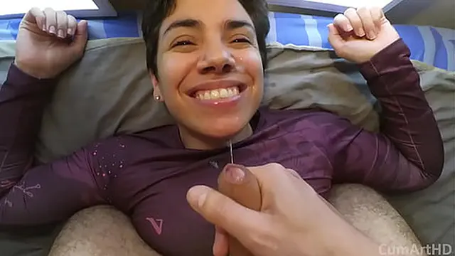 Quickie on the bed with wasted cumshot