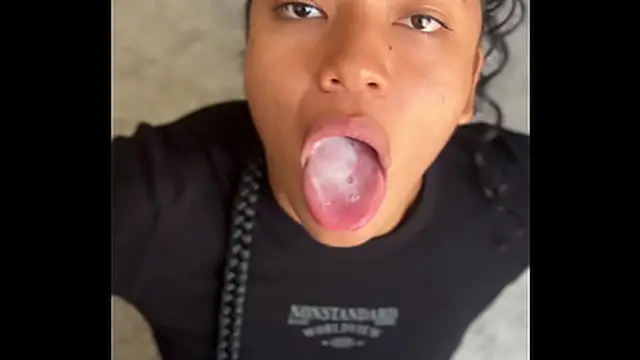 Cute brunette &mdash;  girlfriend′s friend gives sweet blowjob - amateur couple - nysdel