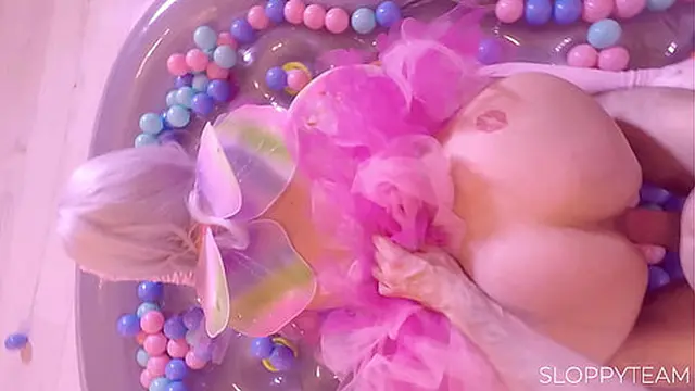 POV: Huge White Butt DOGGYSTYLE Big Ass