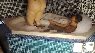 Vivi Guedez - Addicted to Anal
