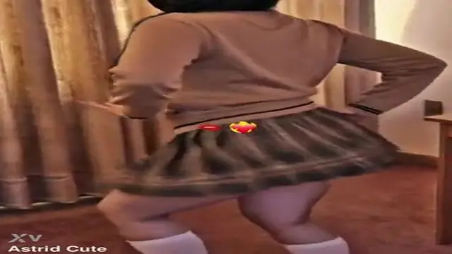 Petite and skinny 19-year-old Latina with a big booty shakes her ass in a