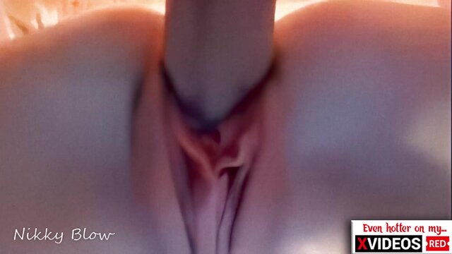 Amateur hoe gets a POV close-up creampie